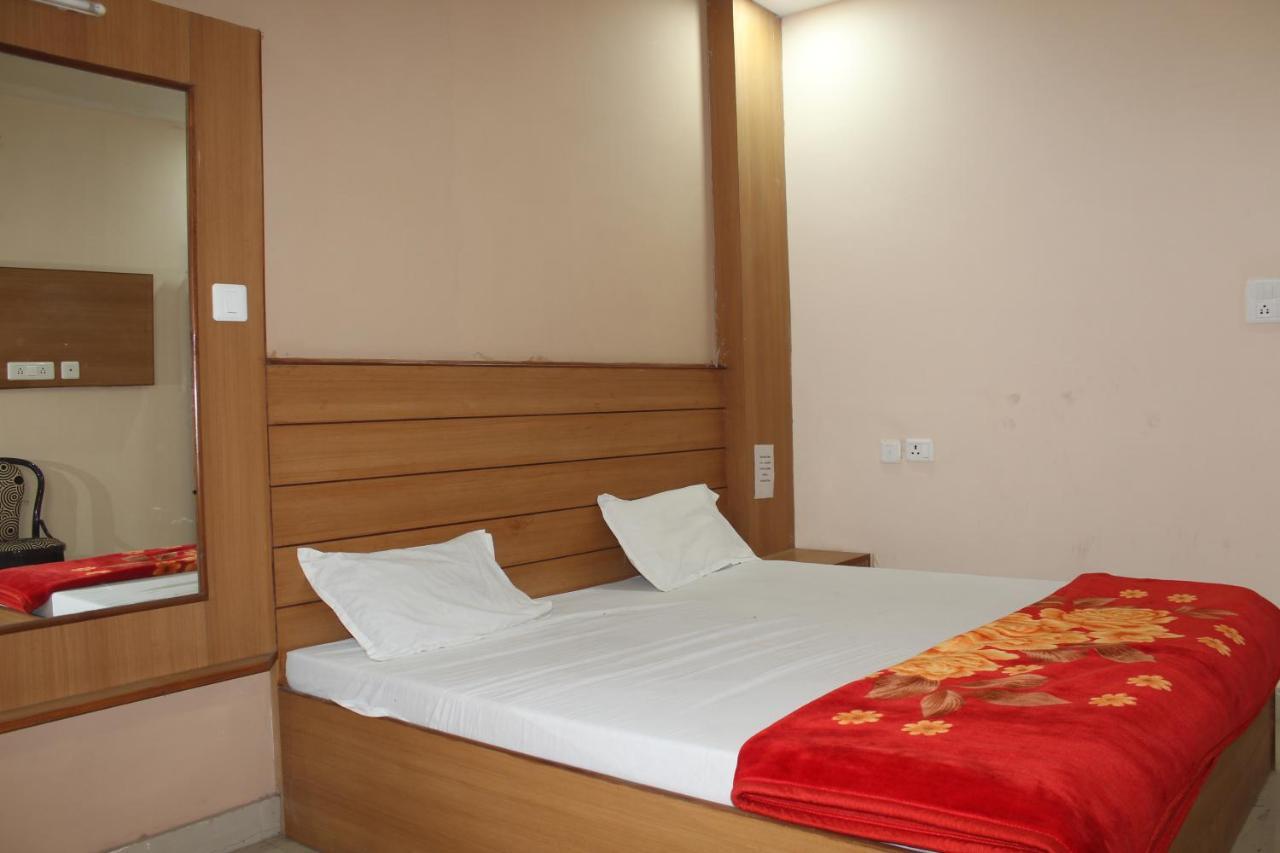 Wellness Home Lucknow Eksteriør billede
